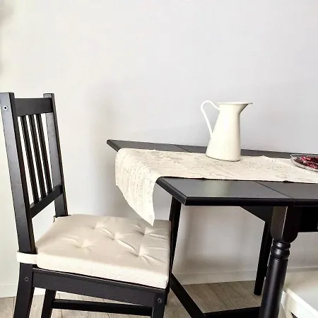 Nav Apartment Split